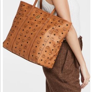 MCM Toni Shopper Medium